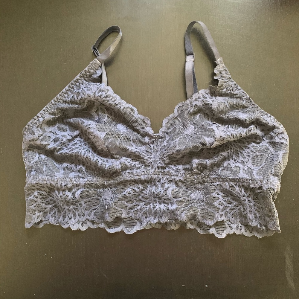 PINK Victoria’s Secret gray lace bralette, size large
